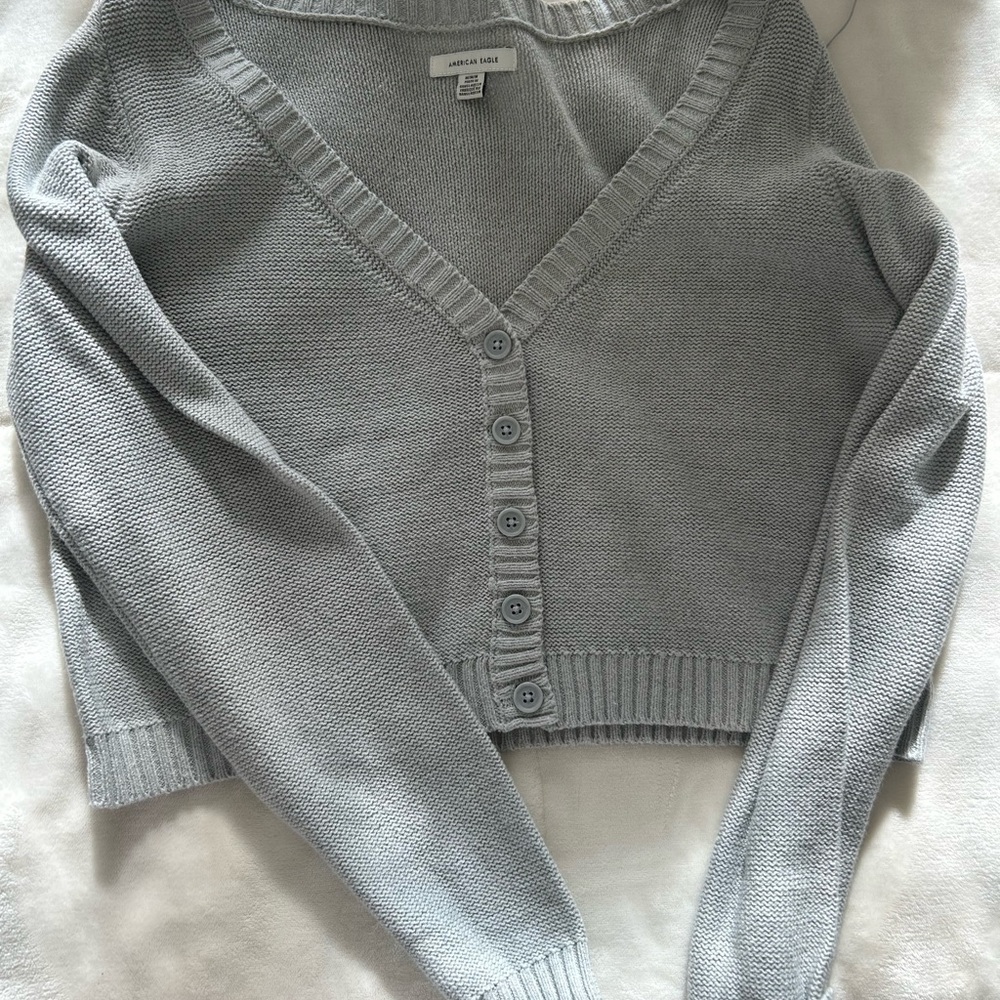 American Eagle Outfitters Gray V-Neck Cardigan